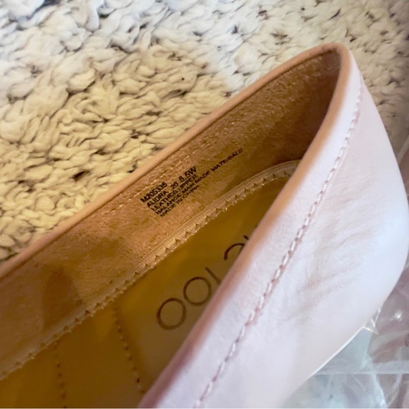 ME TOO Audra Pink Leather Loafers Shoes Pointed Toe White Sole Flats NWT - Picture 5 of 6